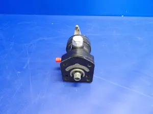 Beech D95A Travel Air Woodward 210360 Propeller Governor CORE (0326-767)